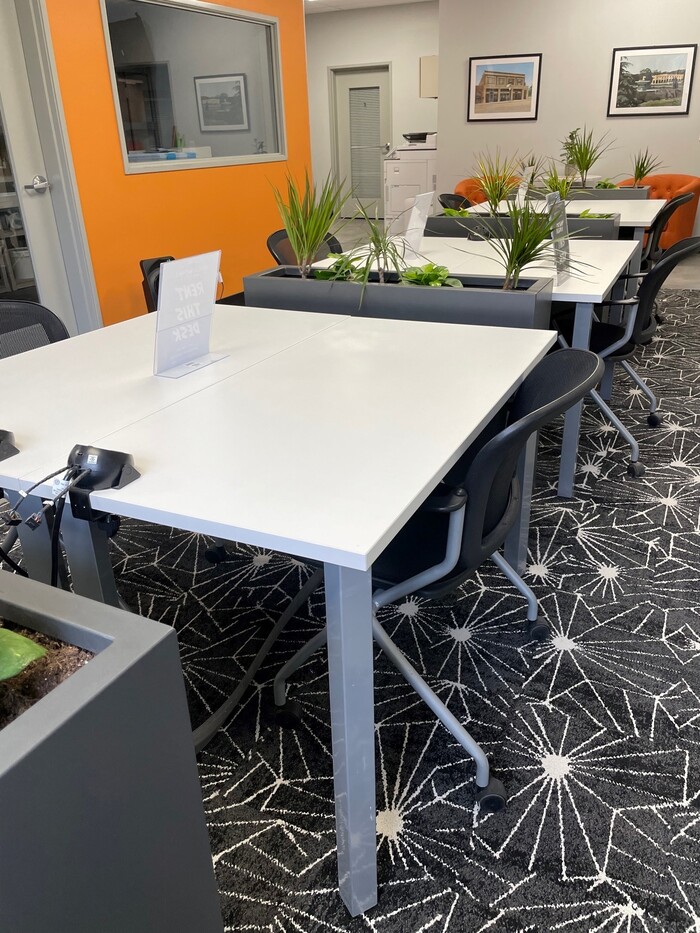Coworking Desk Space #3 — photo 2