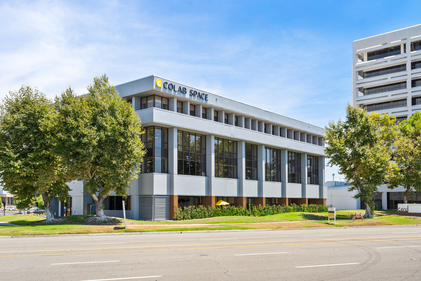 Colab Space - New vibrant coworking space in Irvine — photo 13